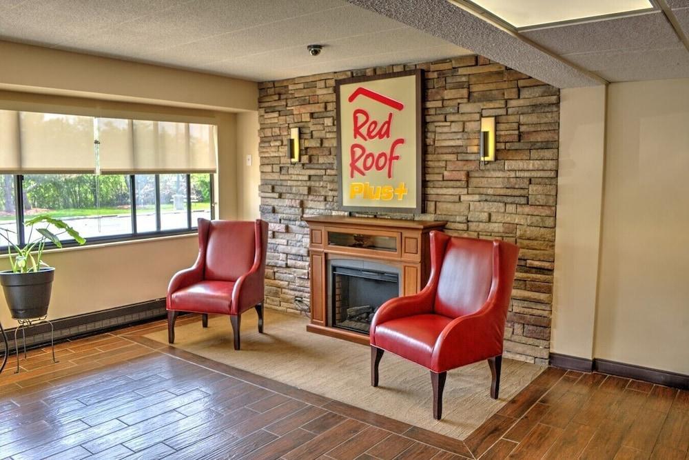 Super 8 By Wyndham Deerfield - Northbrook Otel Dış mekan fotoğraf