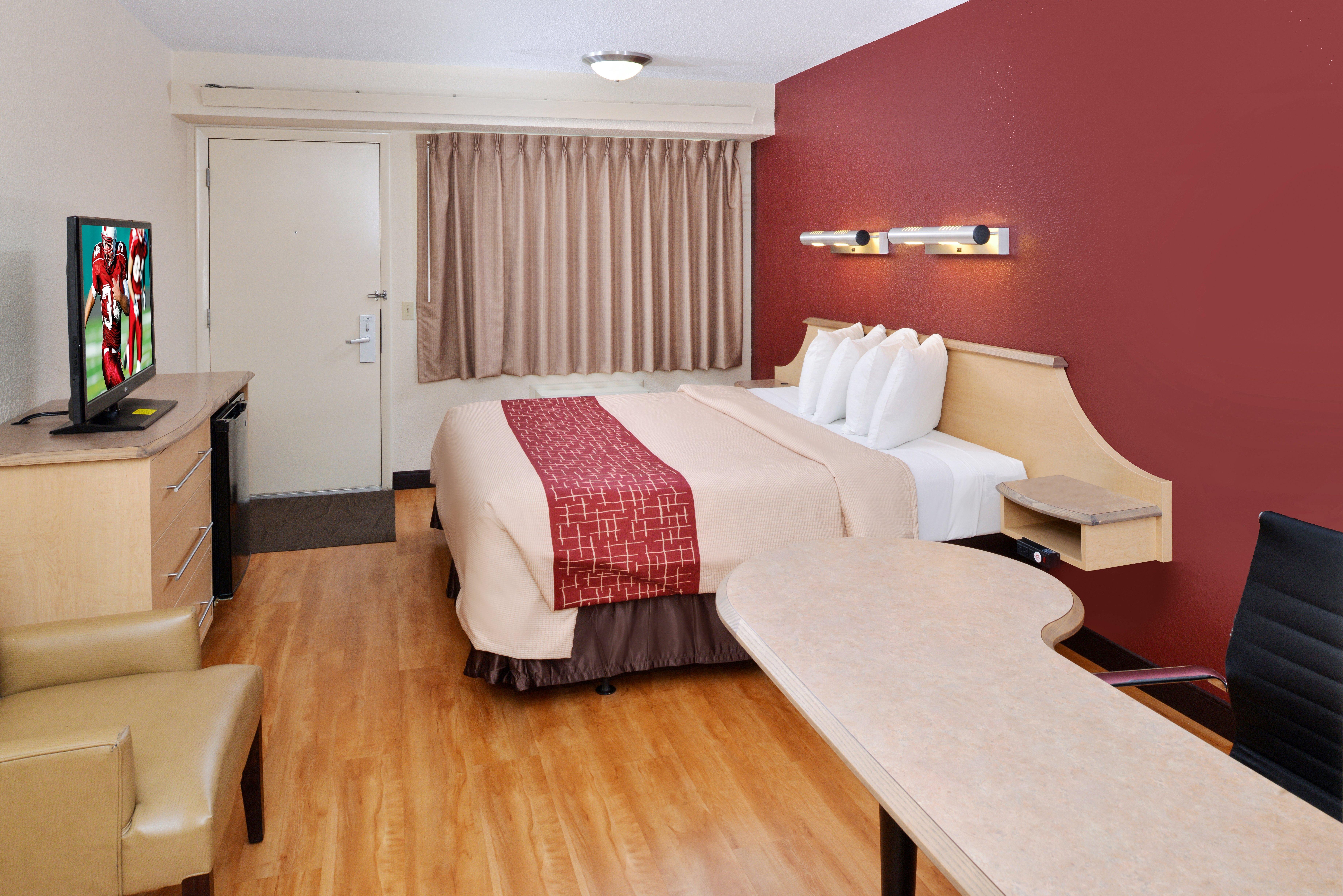 Super 8 By Wyndham Deerfield - Northbrook Otel Dış mekan fotoğraf